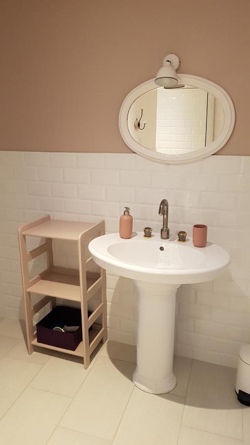 Les Chambres De Marthe Mesnay Luaran gambar
