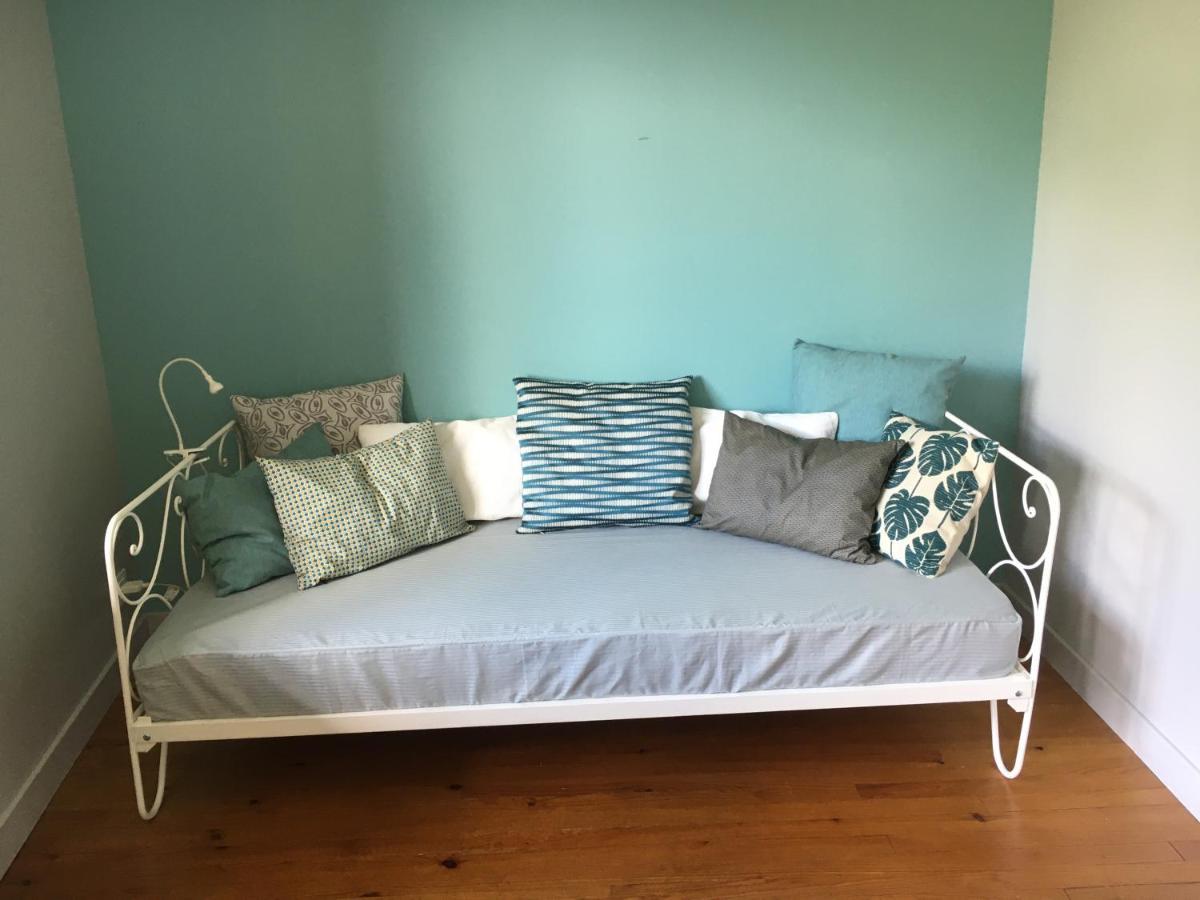 Les Chambres De Marthe Mesnay Luaran gambar